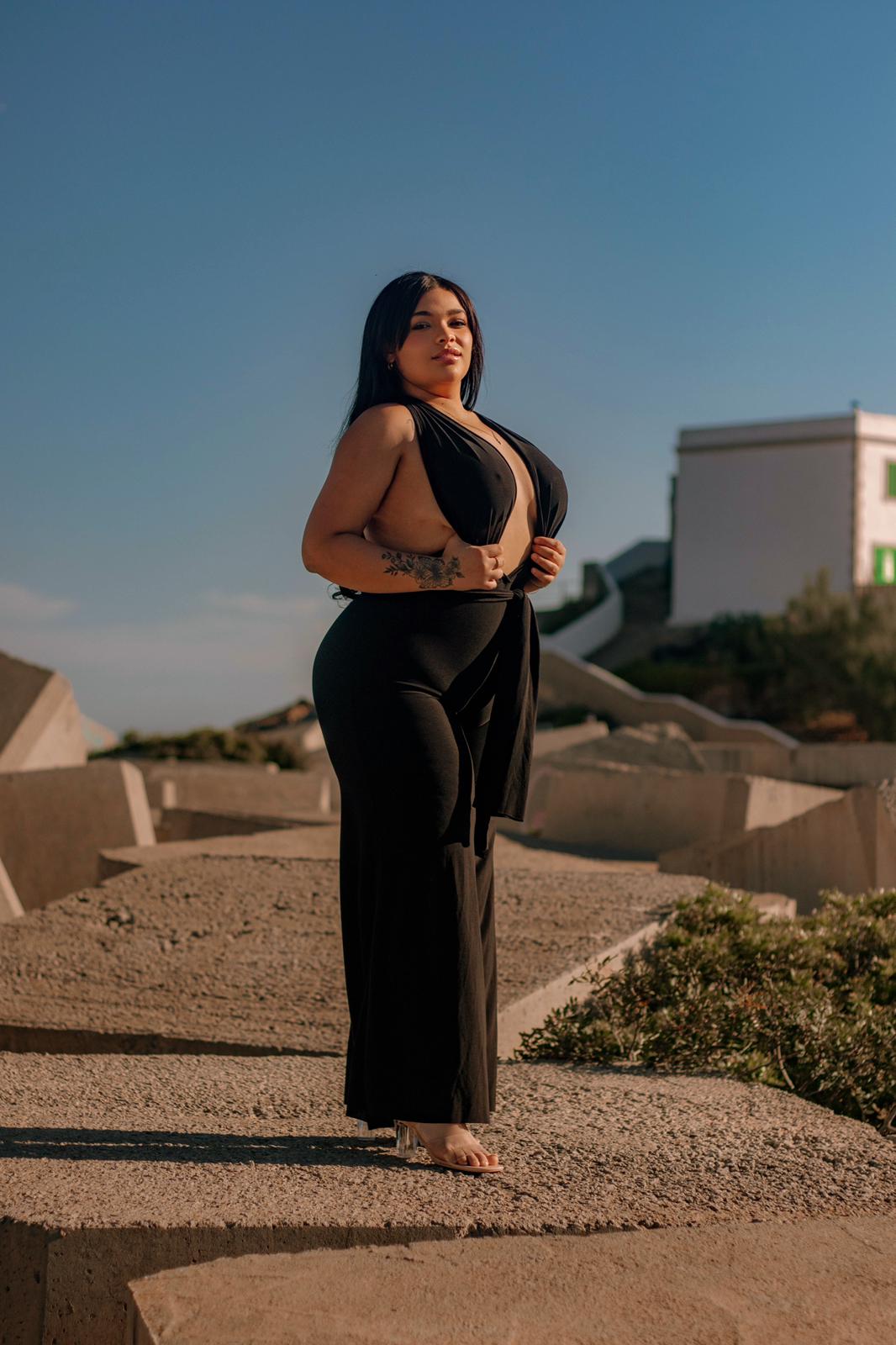 Escort - SOFIA - Ibiza Tops